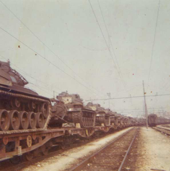 Tradotta carri M-47 per il campo estivo -  Pescara, agosto 1970