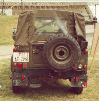 Land Rover "Defender 90"