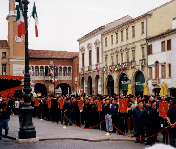 Un lato dello schieramento