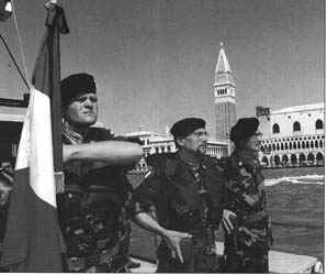 Di fronte a piazza San Marco